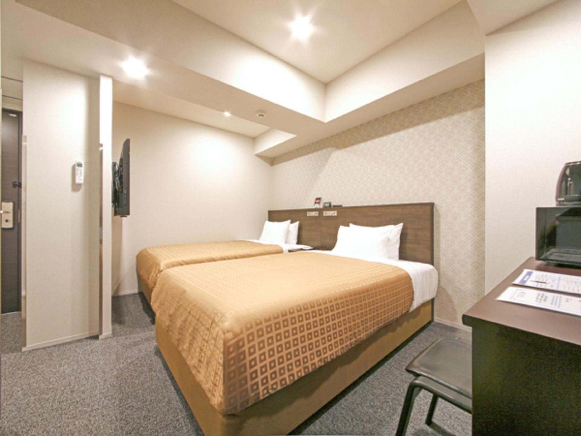Hotel Livemax Chiba Chuo-Ekimae Ngoại thất bức ảnh